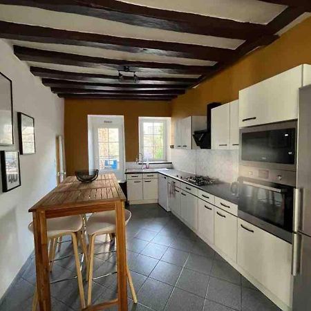 Logement Centre Ville 1 A 4 Chambres Alençon المظهر الخارجي الصورة