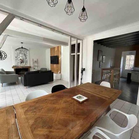 Logement Centre Ville 1 A 4 Chambres Alençon المظهر الخارجي الصورة