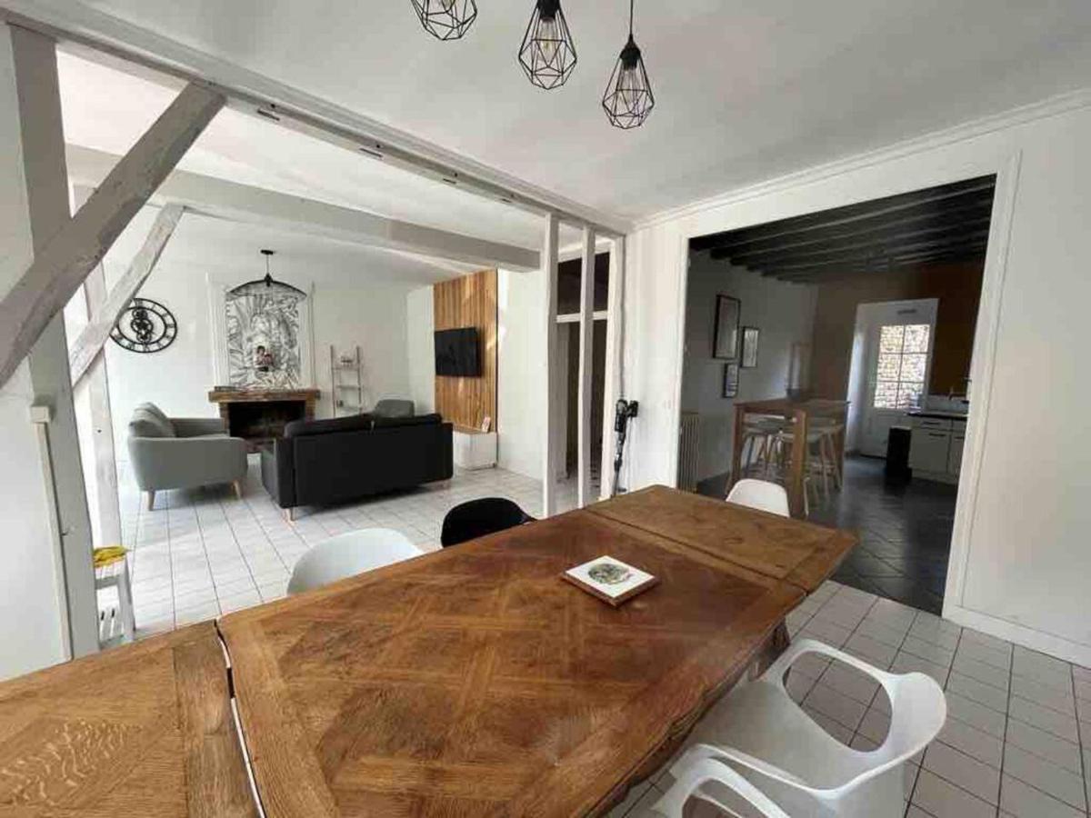 Logement Centre Ville 1 A 4 Chambres Alençon المظهر الخارجي الصورة