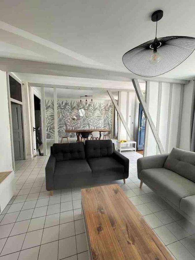 Logement Centre Ville 1 A 4 Chambres Alençon المظهر الخارجي الصورة