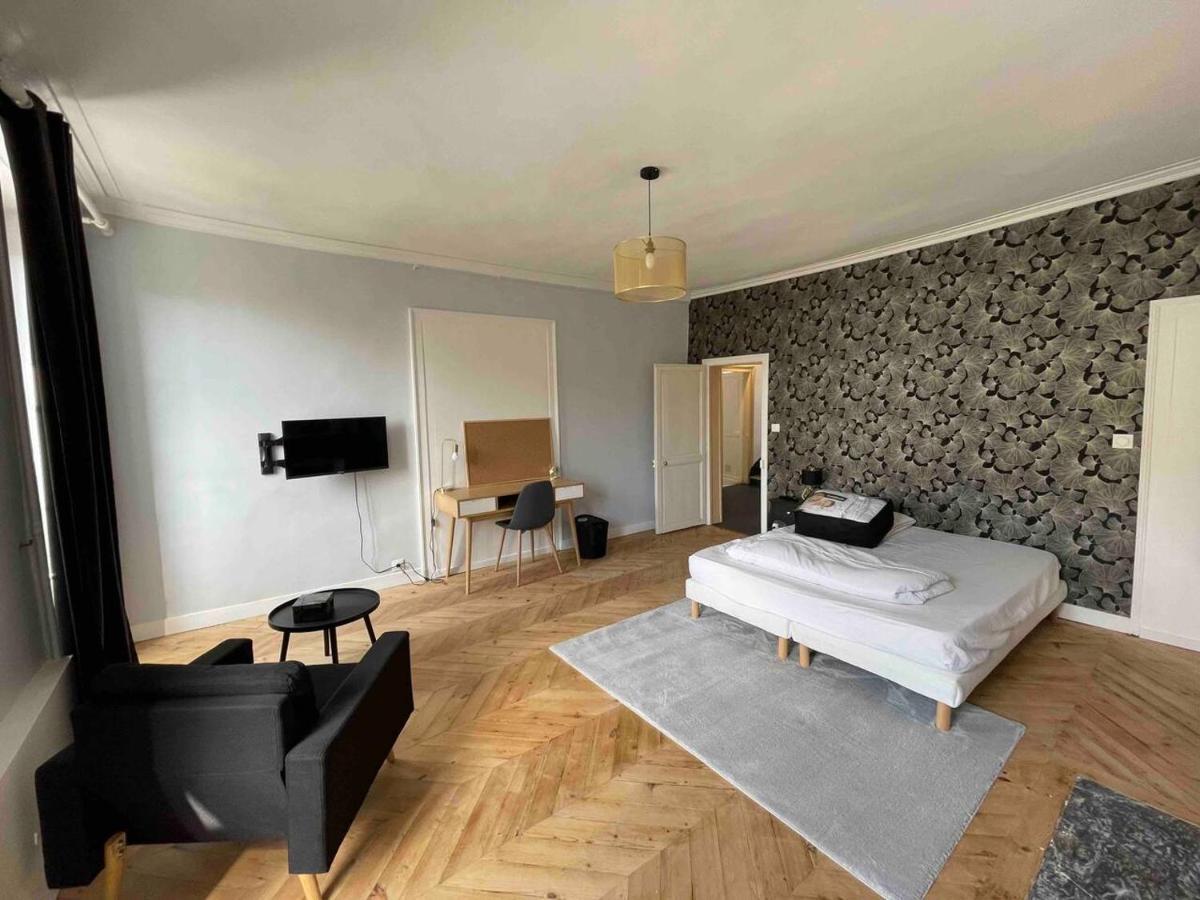 Logement Centre Ville 1 A 4 Chambres Alençon المظهر الخارجي الصورة